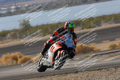 media/Dec-18-2022-SoCal Trackdays (Sun) [[8099a50955]]/Turn 14 (940am)/